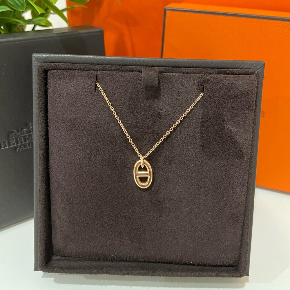 Hermes Farandole 18Rose gold pendant in small size
